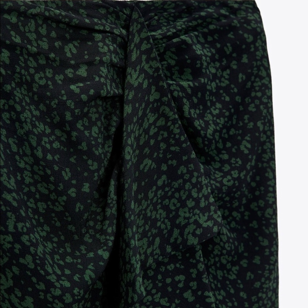 🐢NWT🐢 Zara printed midi skirt - Picture 6 of 6